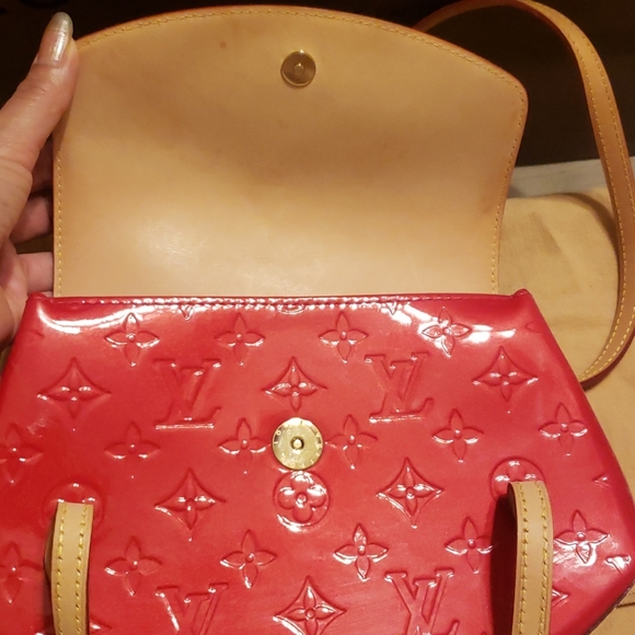 Louis Vuitton small bag - Picture 7 of 9